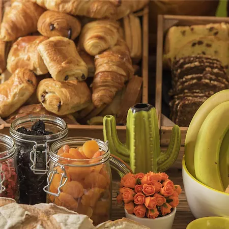 Hotel Ibis Styles Centre Cathedrale 3*