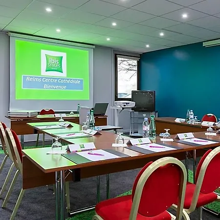 Ibis Styles Centre Cathedrale Hotel 3*