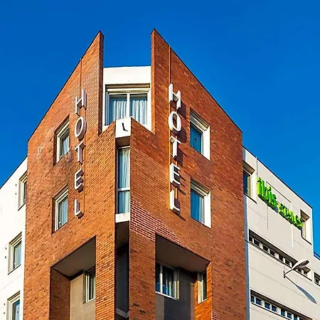 Ibis Styles Centre Cathedrale Hotel 3*
