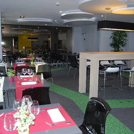 Ibis Styles Centre Cathedrale Hotel 3*
