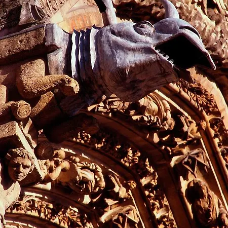 Ibis Styles Centre Cathedrale 3*