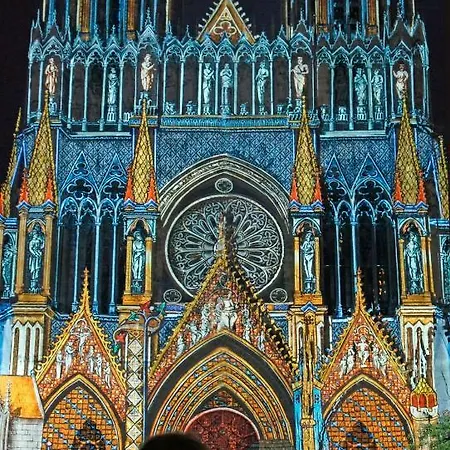 Ibis Styles Centre Cathedrale Отель 3*