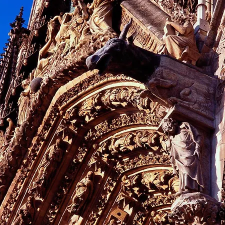 Ibis Styles Centre Cathedrale ランス