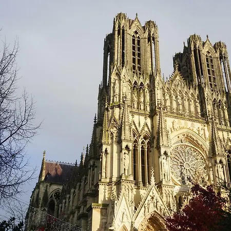 Ibis Styles Centre Cathedrale Отель 3*