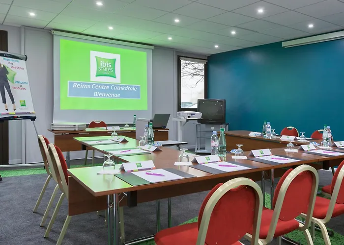 Ibis Styles Centre Cathedrale Hotel 3*