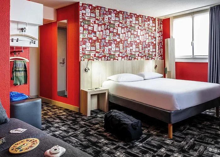 Ibis Styles Centre Cathedrale Hotel 3*